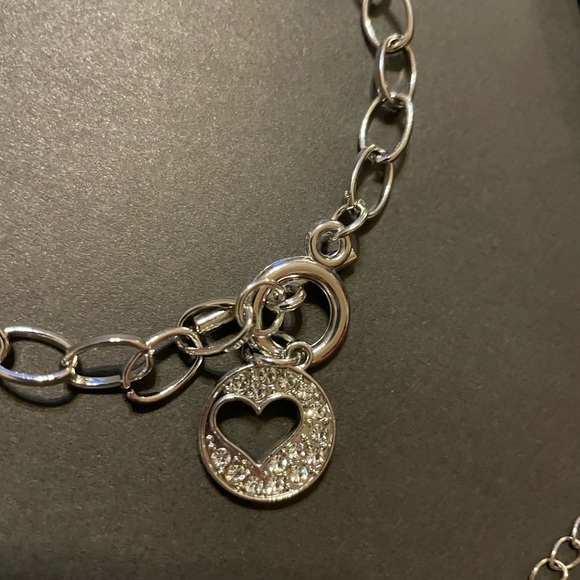 NWT Paparazzi Toggle Heart Necklace, Earrings and Urban Bracelet Beautiful! - Picture 4 of 5